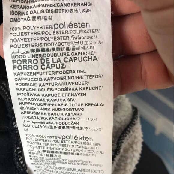 Under Armour cold gear hoodie - Picture 6 of 6